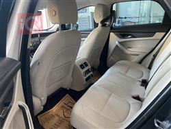 جاگوار F-Pace